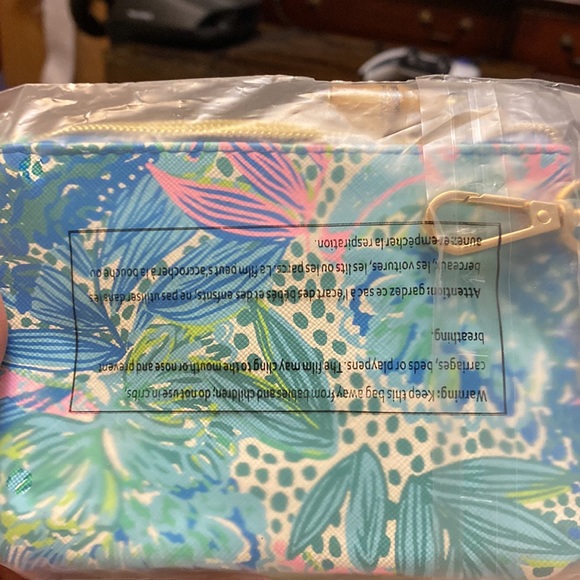 NWT Lilly Pulitzer Zip Top Wallet - Picture 2 of 5